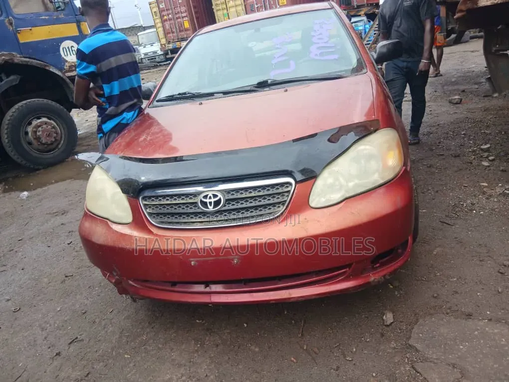 Toyota Corolla LE 2005 Orange