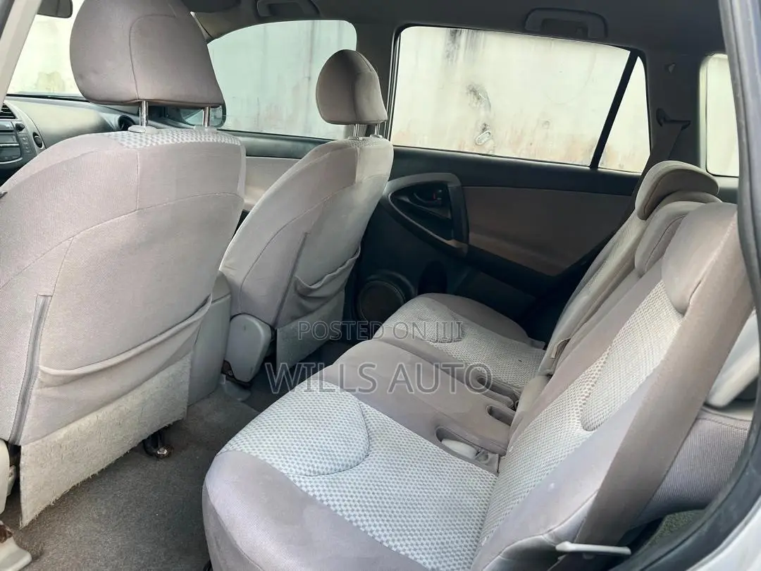 Toyota RAV4 2008 Silver