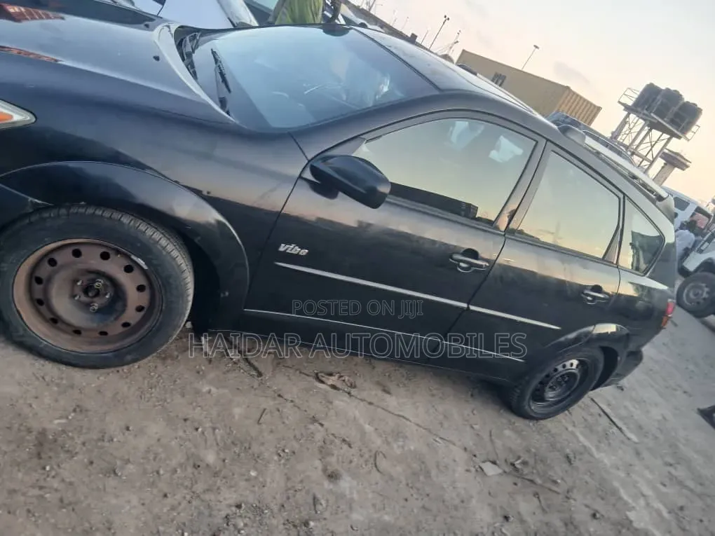 Pontiac Vibe AWD 2006 Black