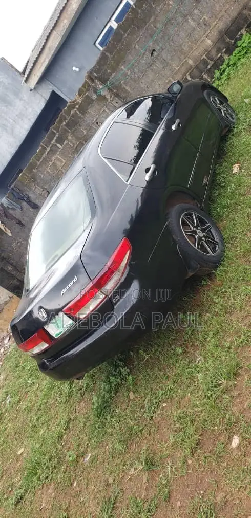 Honda Accord 2004 Black