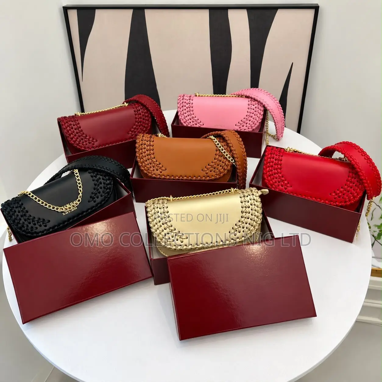 Luxury Women’s Leather Shoulder Bag With Gold Chain Strap–Fully Boxed