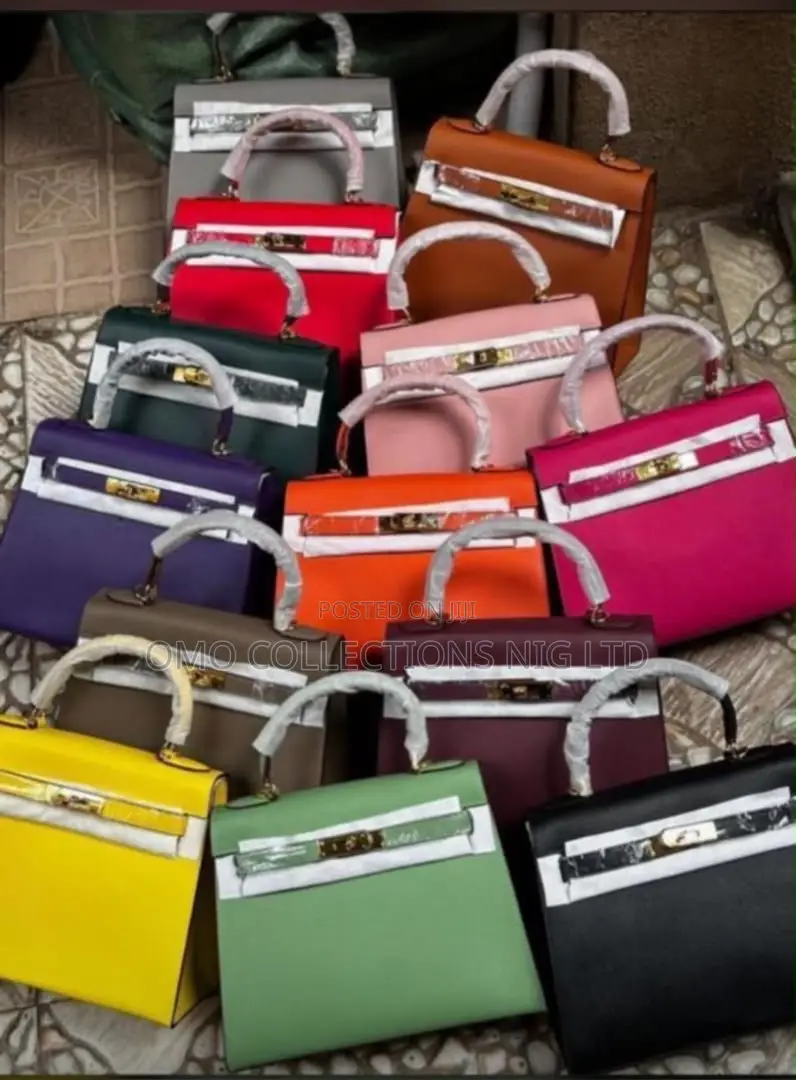 Fashionable Designer Women’s Top Handle Handbag
