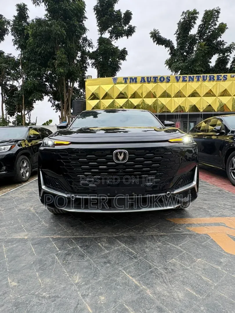 Changan UNI-K 2.0 Petrol FWD 2023 Black