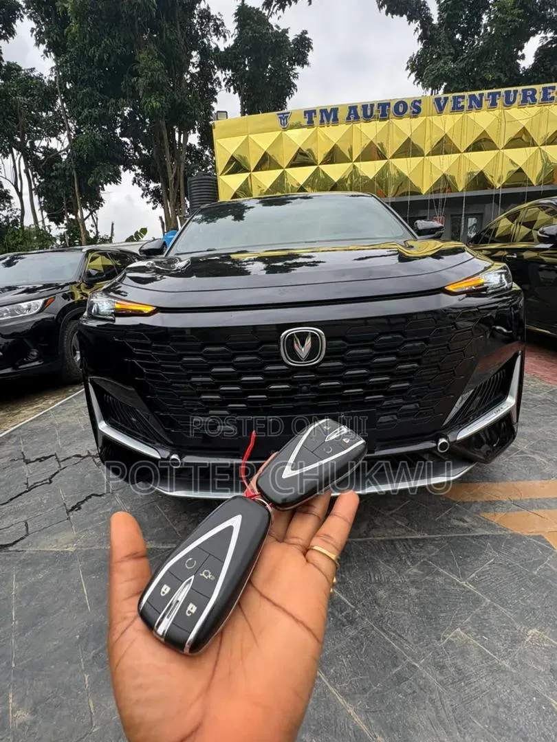 Changan UNI-K 2.0 Petrol FWD 2023 Black