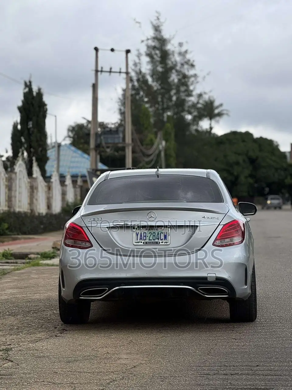 Mercedes-Benz C300 2015 Silver