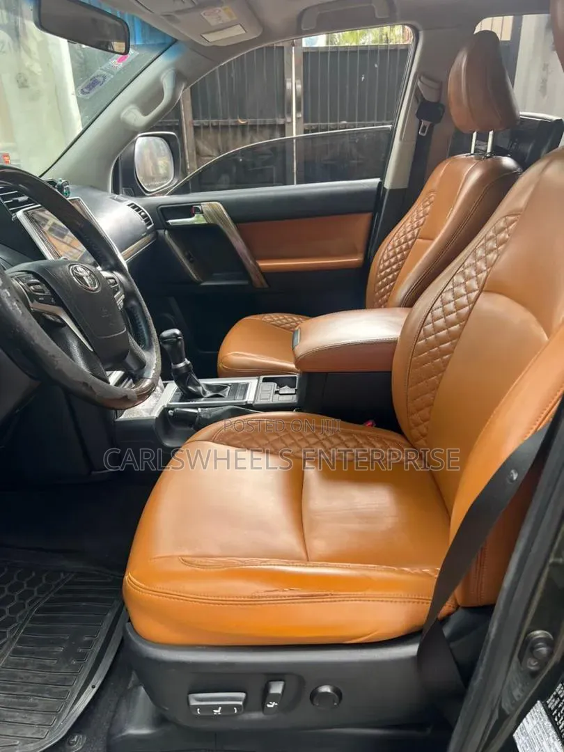 Toyota Land Cruiser Prado 2017 Green