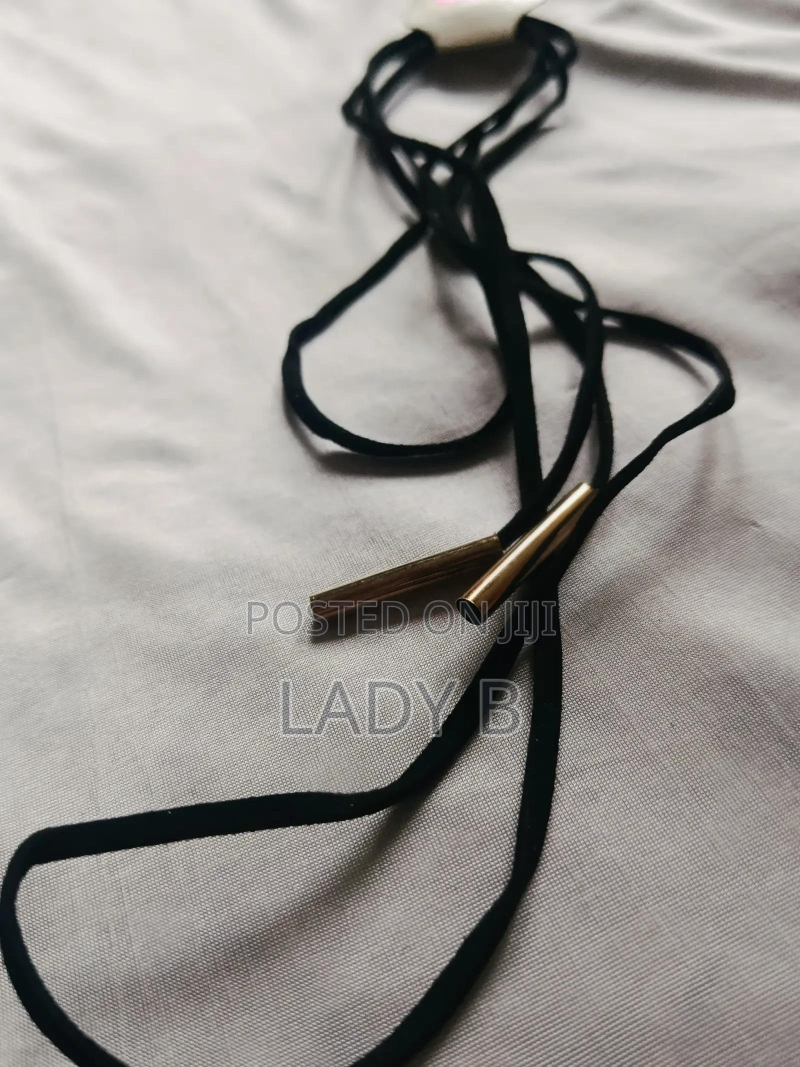 Trendy Long Stringy Fashion Choker With Gold-Finished Tips