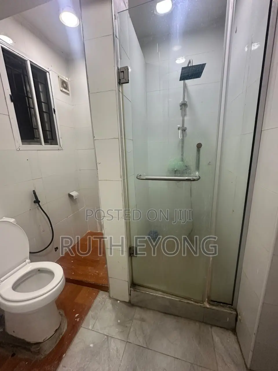 1bdrm Apartment in ๐๐ฑ๐บ๐ถ๐ฟ๐ฎ๐น๐๐ ๐๐ฎ๐, Lekki Phase 1 for rent