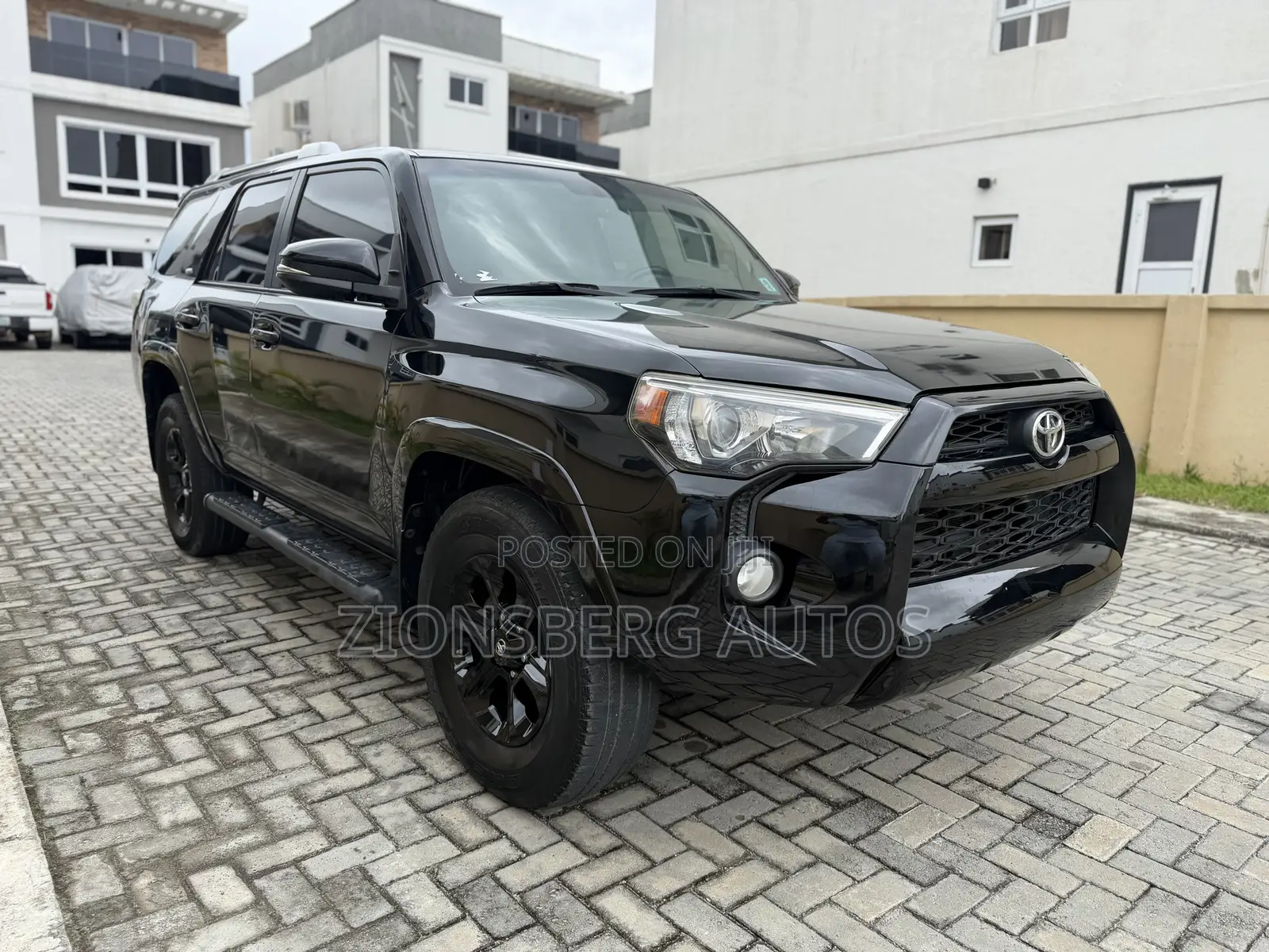 Toyota 4-Runner 2018 Black