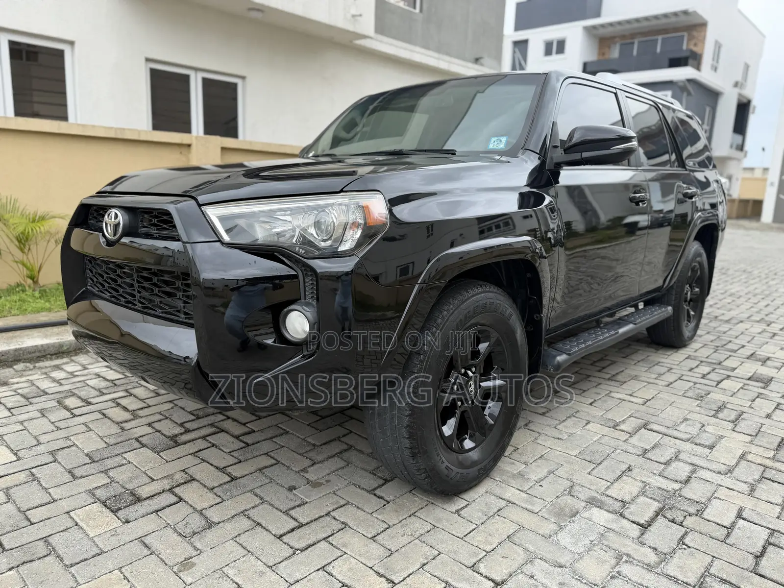 Toyota 4-Runner 2018 Black