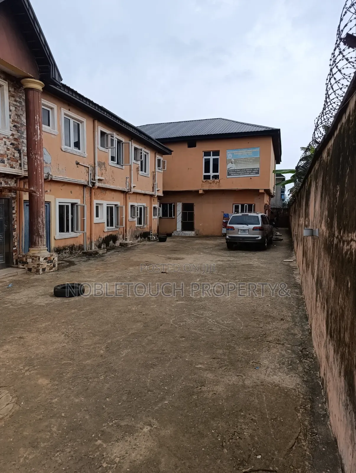 3bdrm Block of Flats in Ishitu Road Egan, Akesan for sale