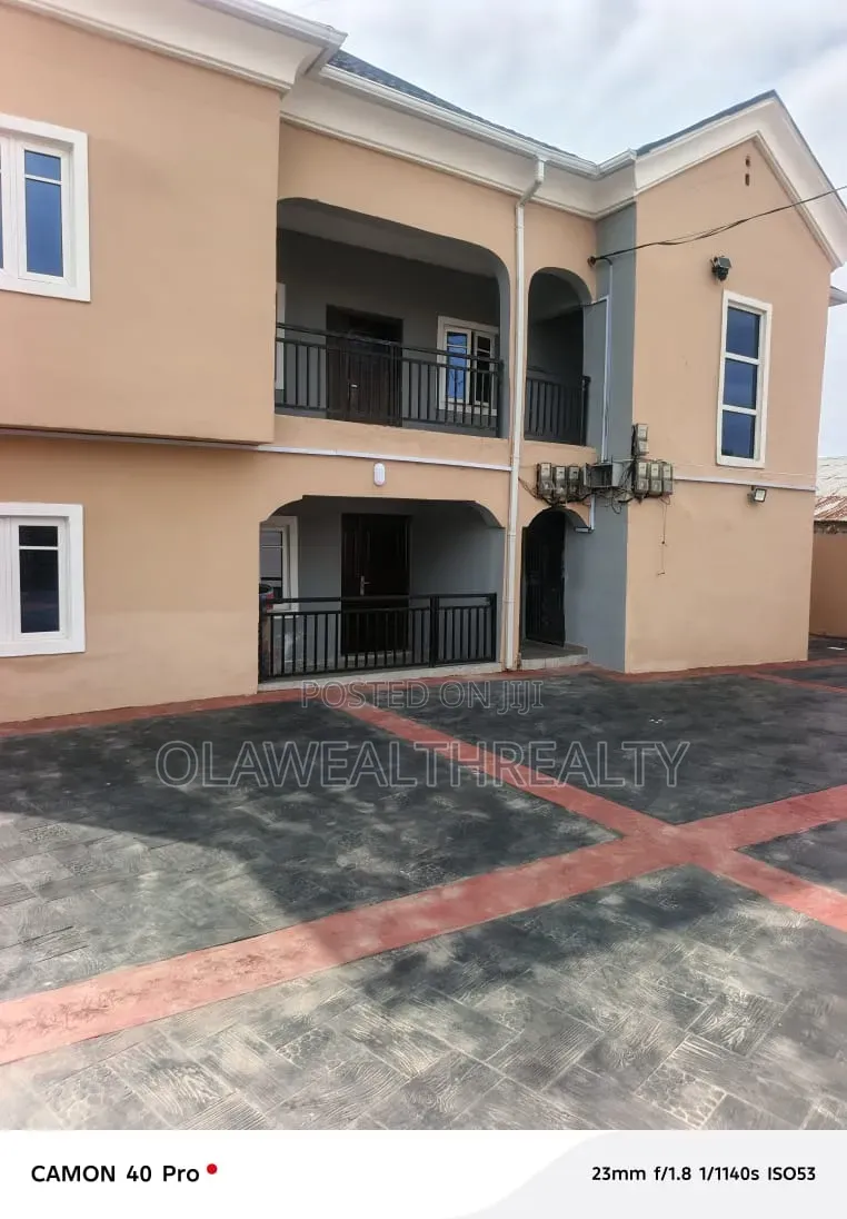 3bdrm Block of Flats in Alegongo Estate, Ibadan for rent
