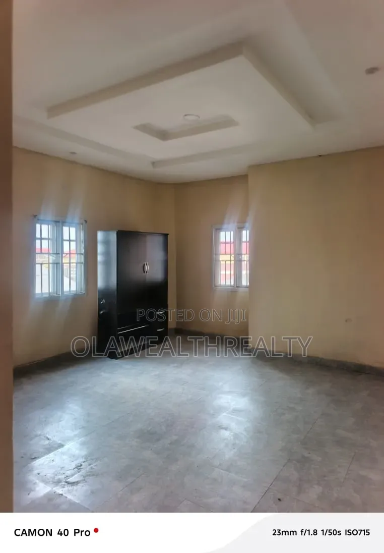 3bdrm Block of Flats in Alegongo Estate, Ibadan for rent