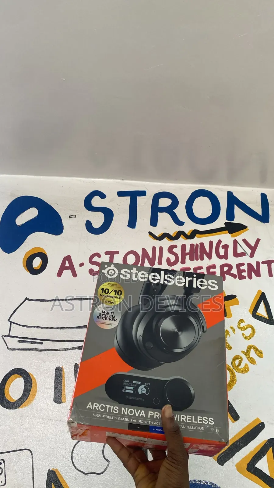SteelSeries Arctis Nova Pro Wireless