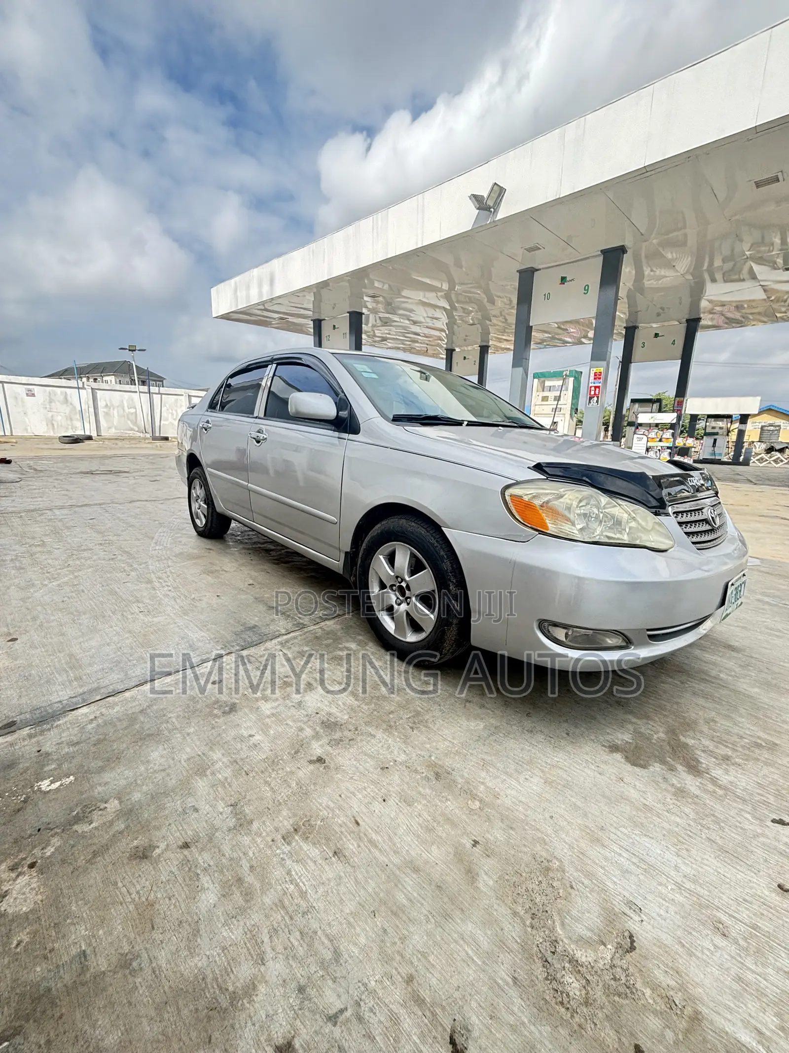 Toyota Corolla LE 2005 Silver
