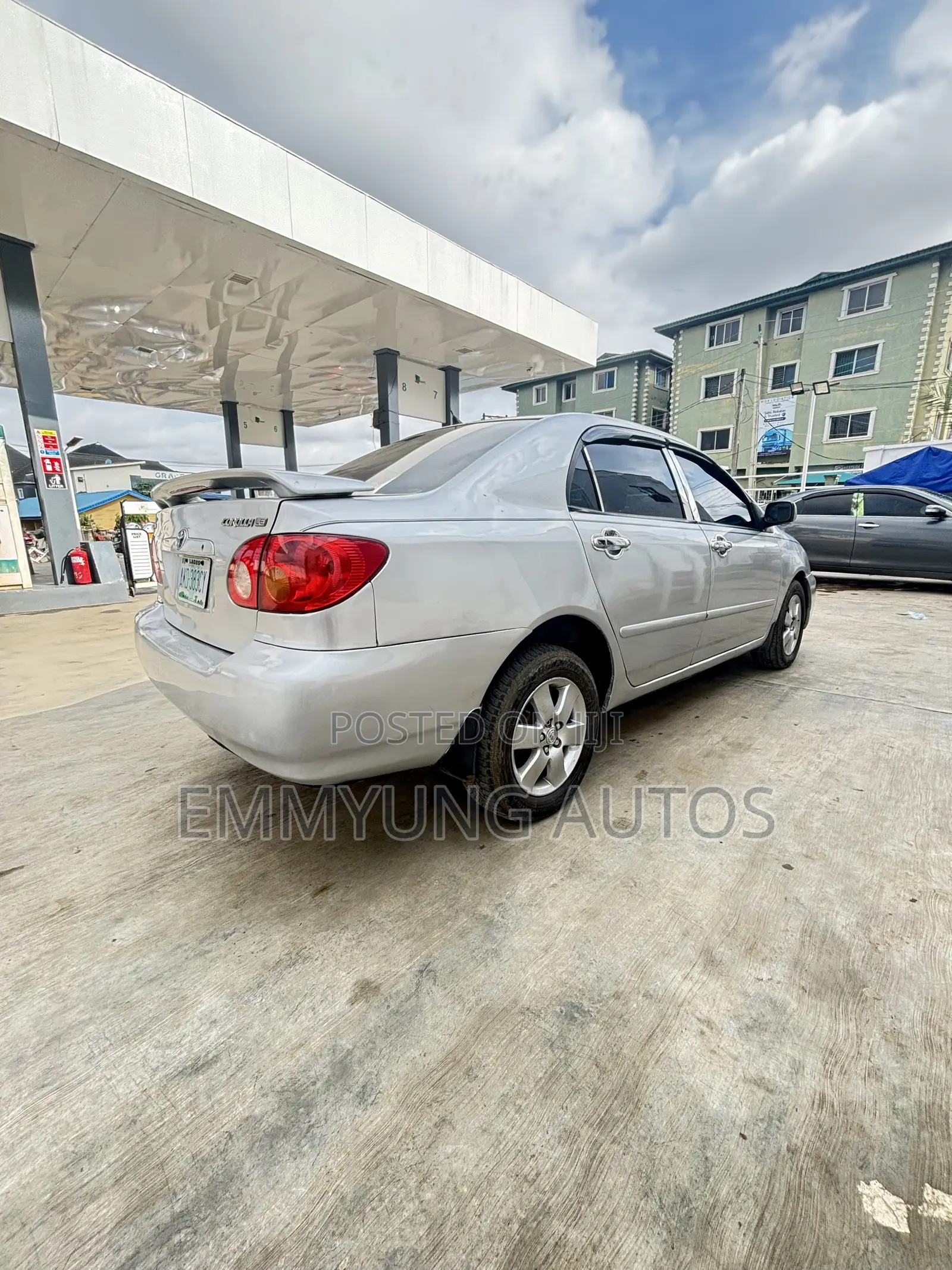 Toyota Corolla LE 2005 Silver