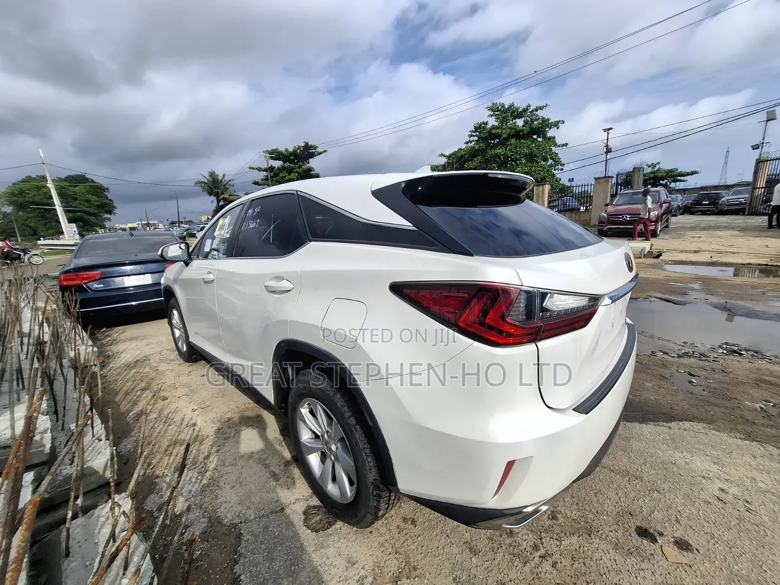 Lexus RX 350 FWD 2017 White