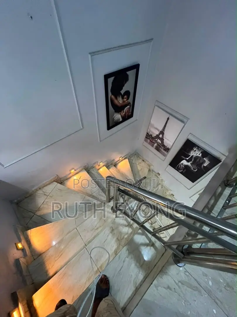 4bdrm Apartment in Chevron for rent