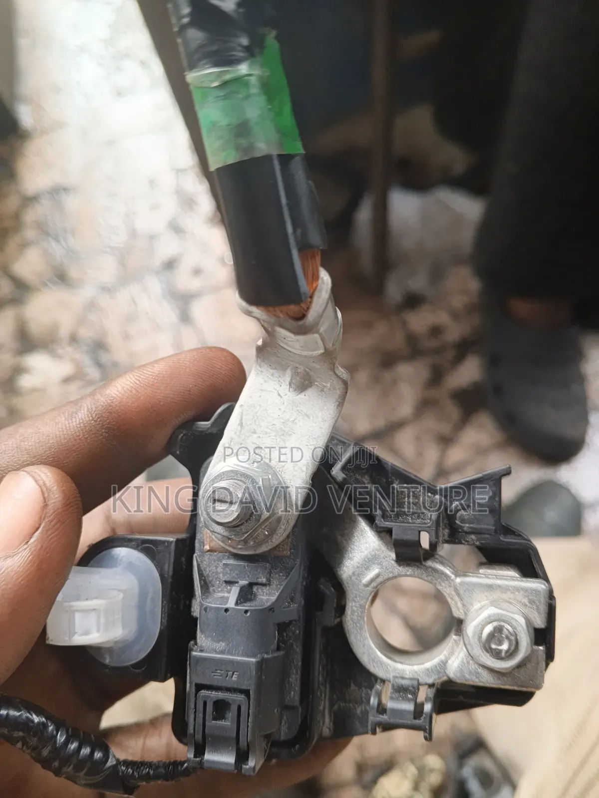 Battery Terminal High Lander 2025