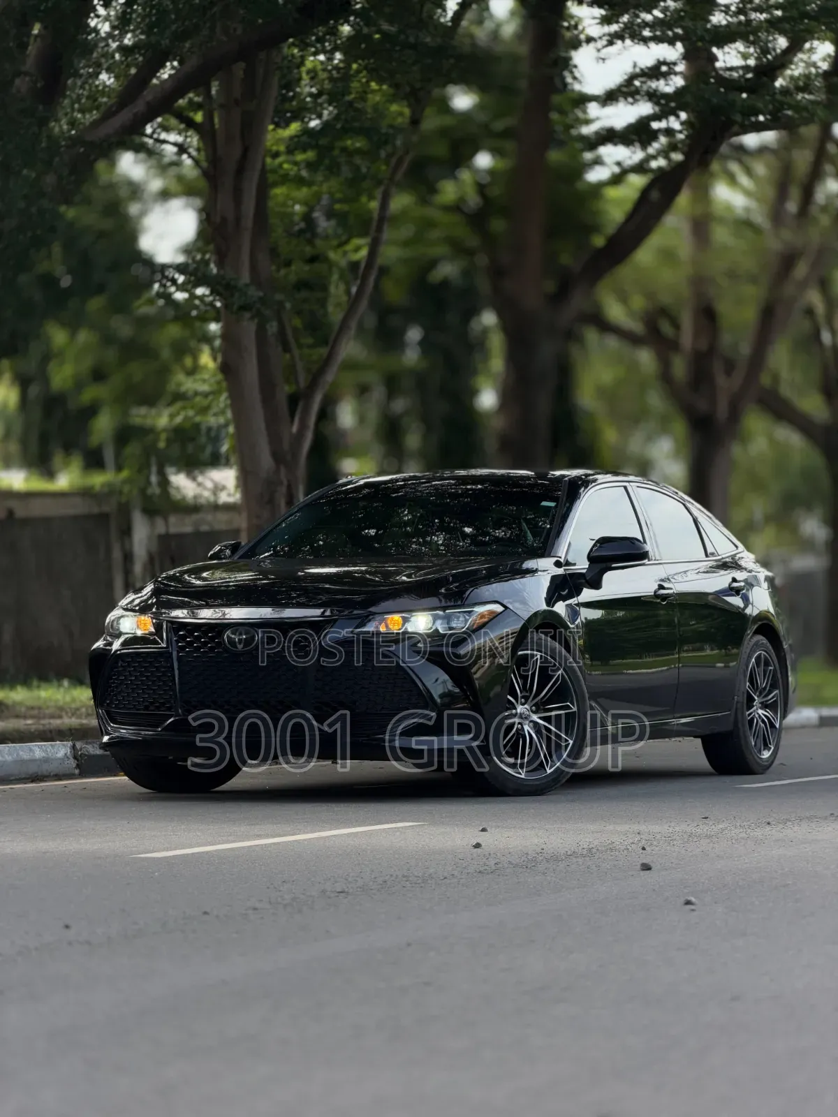 Toyota Avalon 2022 Black