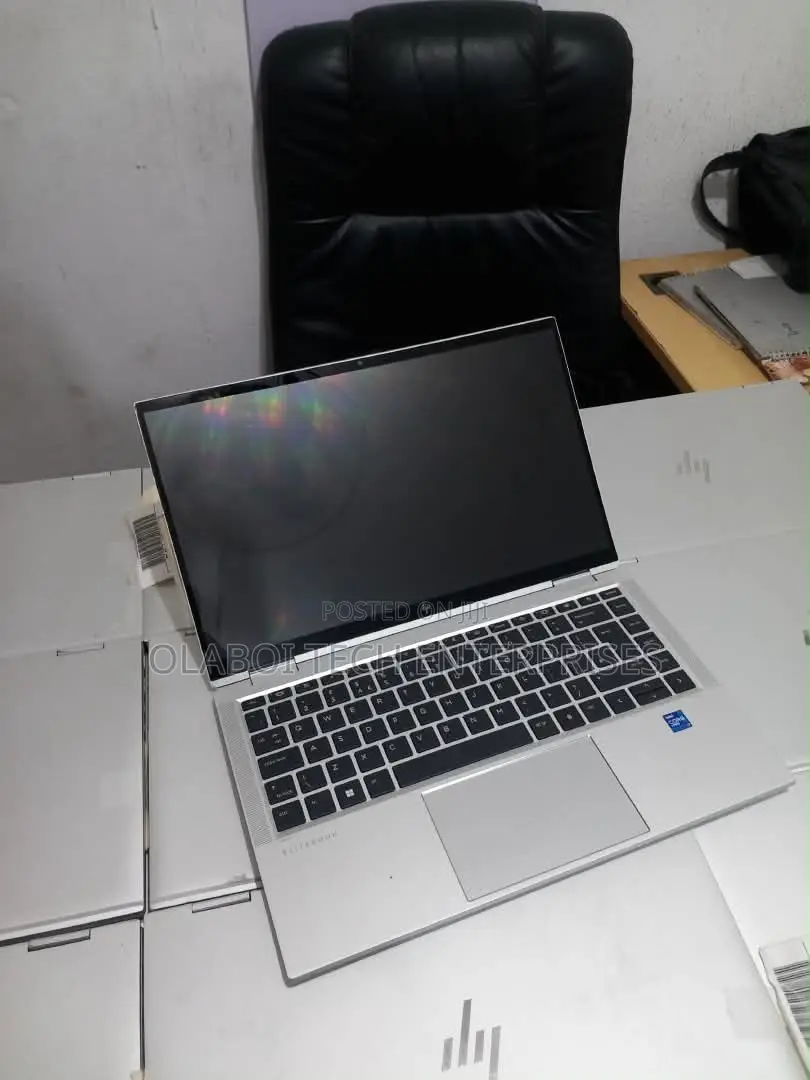 Laptop HP EliteBook 1040 G8 32GB Intel Core i7 SSD 256GB