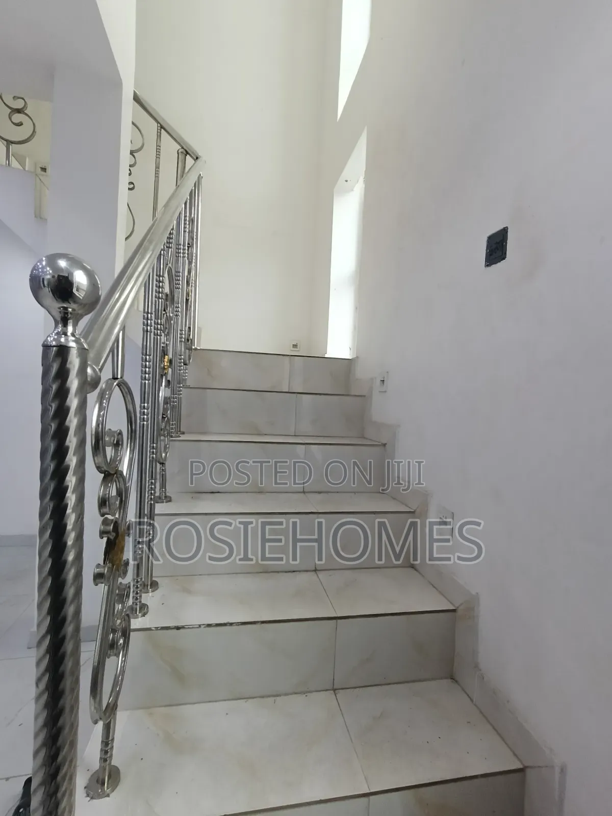 4bdrm Duplex in Sangotedo for rent