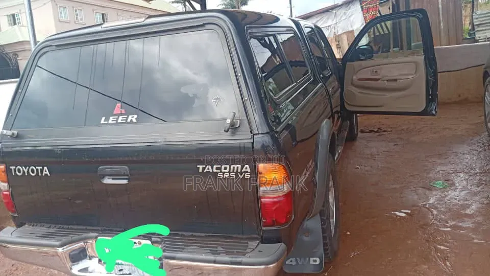 Toyota Tacoma 2004 Black