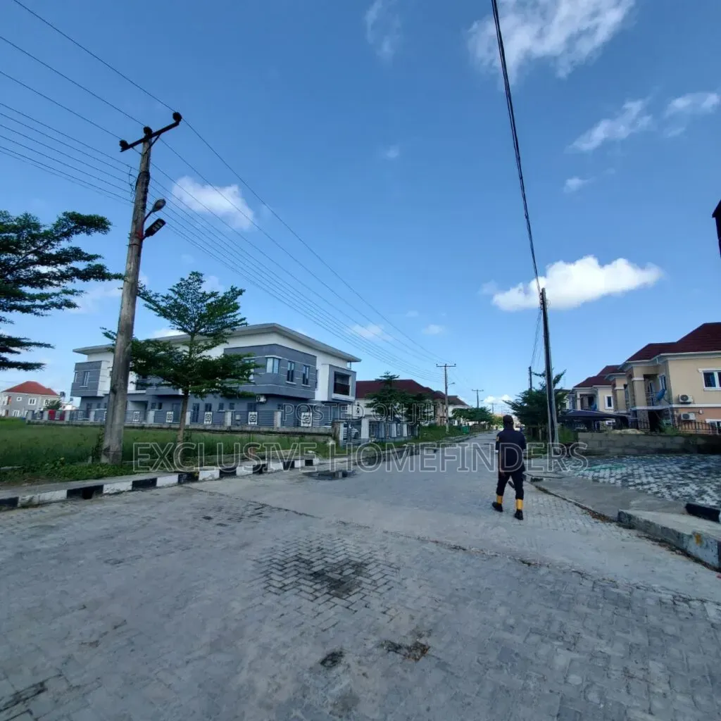Premium Buy Build Land With Governor’s Consent – Sangotedo, Lekki