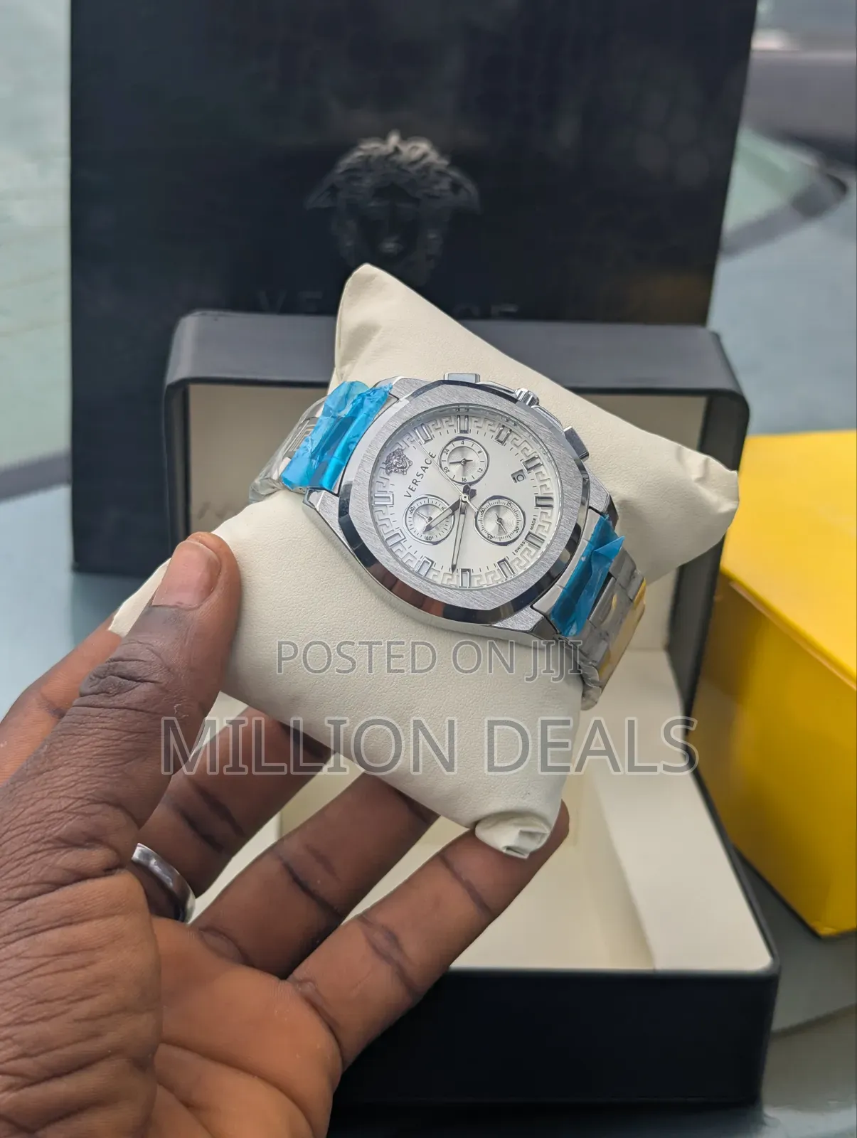 Polished Steel Bracelet Strap Silver Versace Men's Wrist Watch