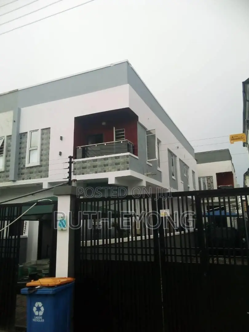 4bdrm House in Ikota Villa Estate for sale