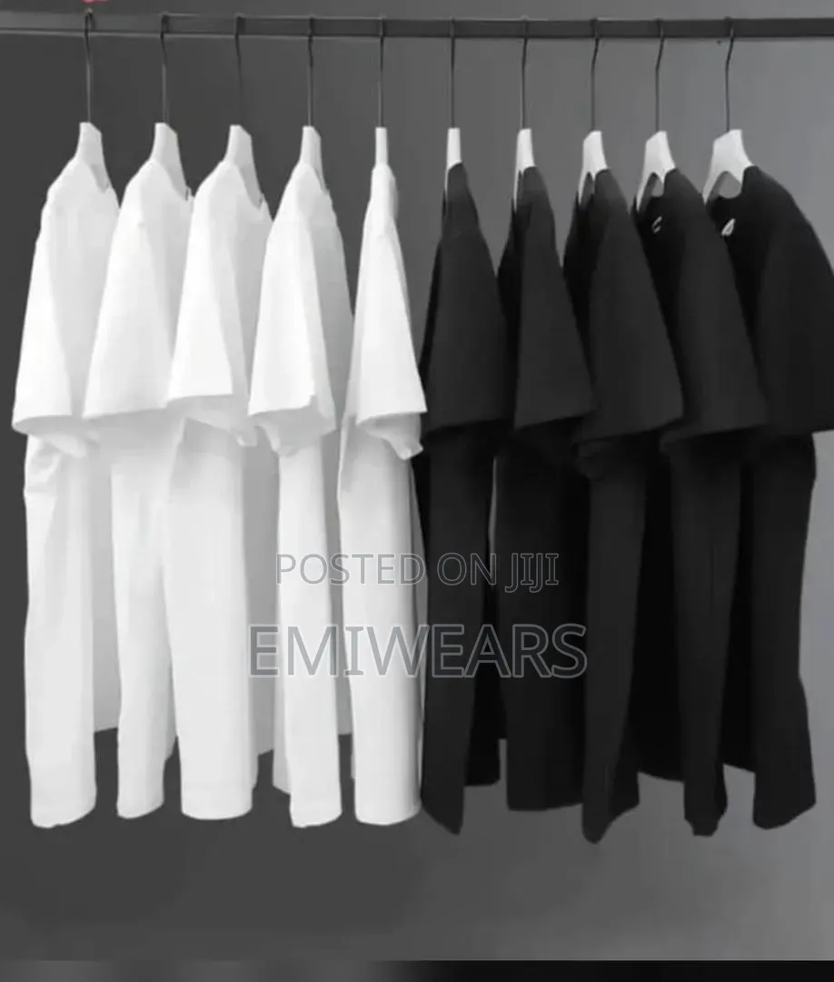 Premium Oversized Cotton Tee – Available in Black/White