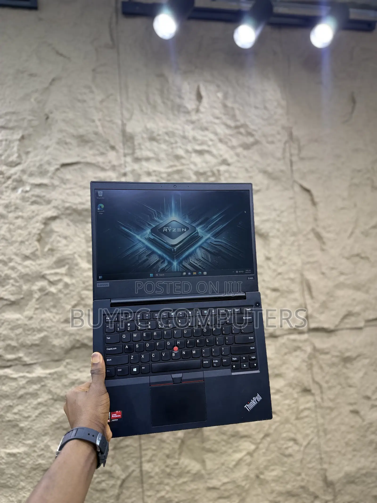 Laptop Lenovo ThinkPad E495 8GB AMD Ryzen 5 SSD 256GB