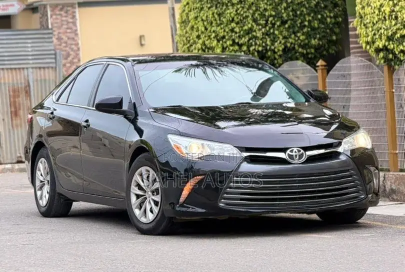 Toyota Camry LE 4dr Sedan (2.5L 4cyl 6A) 2016 Black