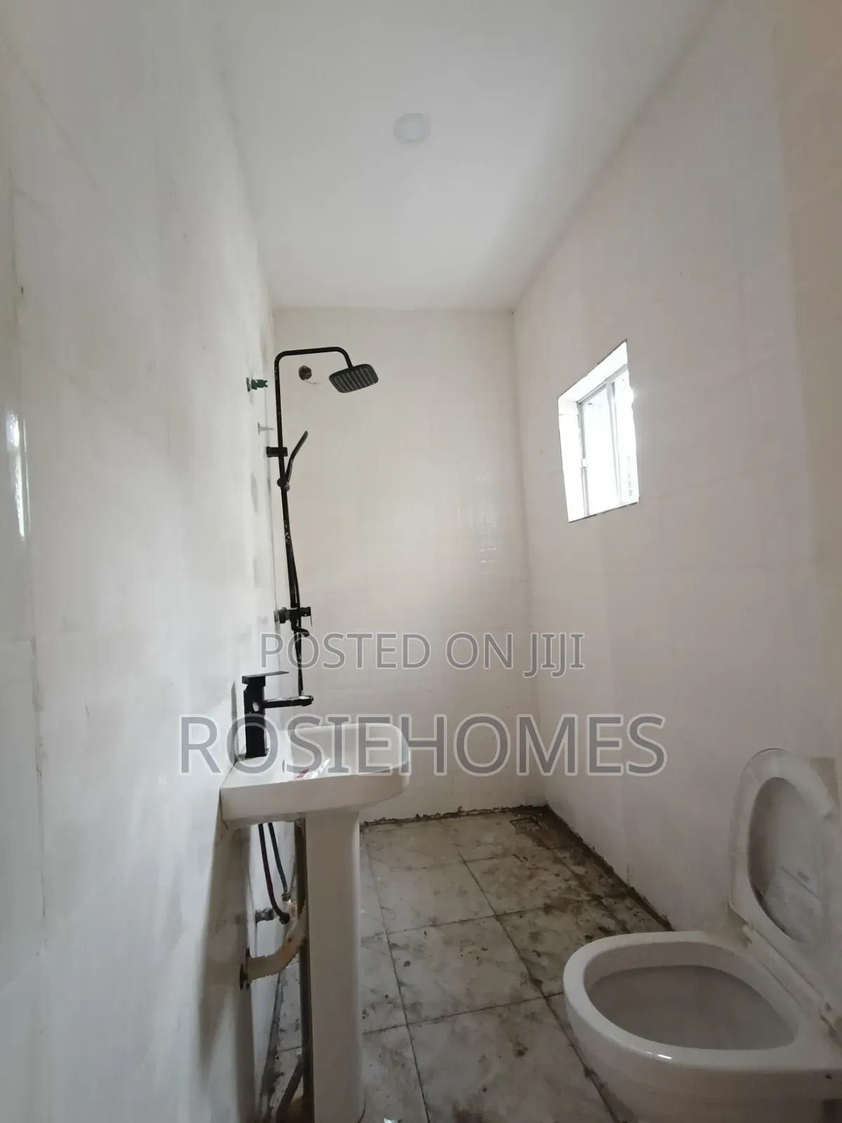 2bdrm Block of Flats in Sangotedo for sale