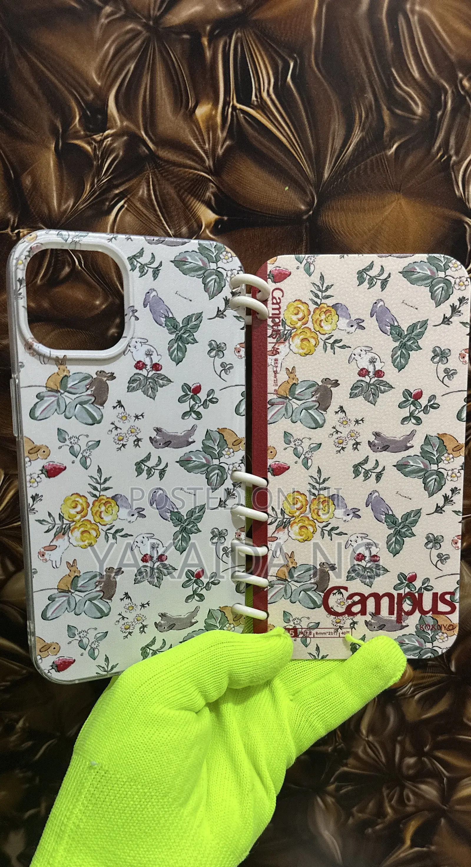 Notebook Flip iPhone 15 Case