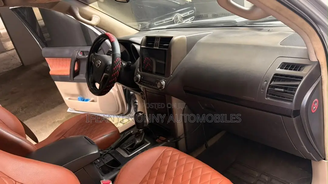Toyota Land Cruiser Prado 2013 Silver