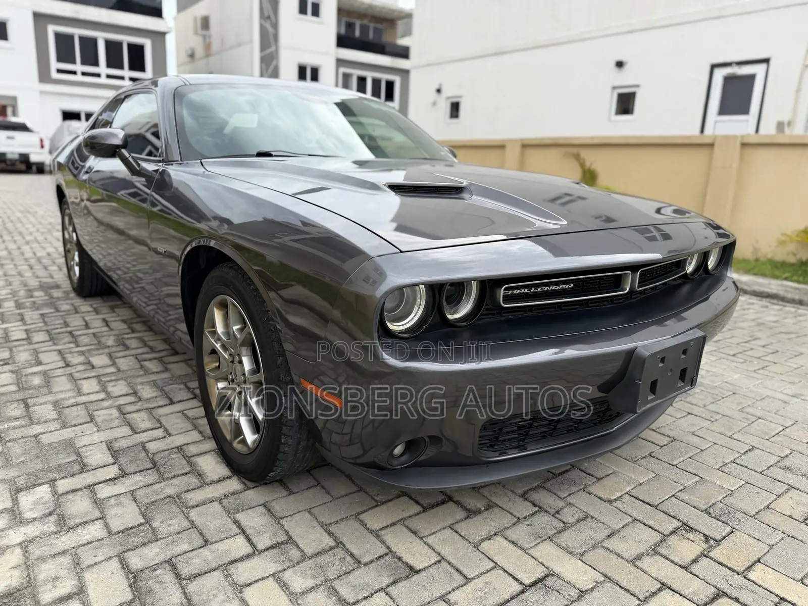 Dodge Challenger GT AWD 2017 Gray