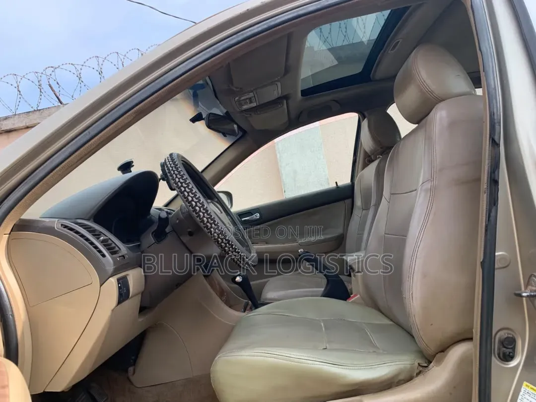 Honda Accord Automatic 2004 Gold
