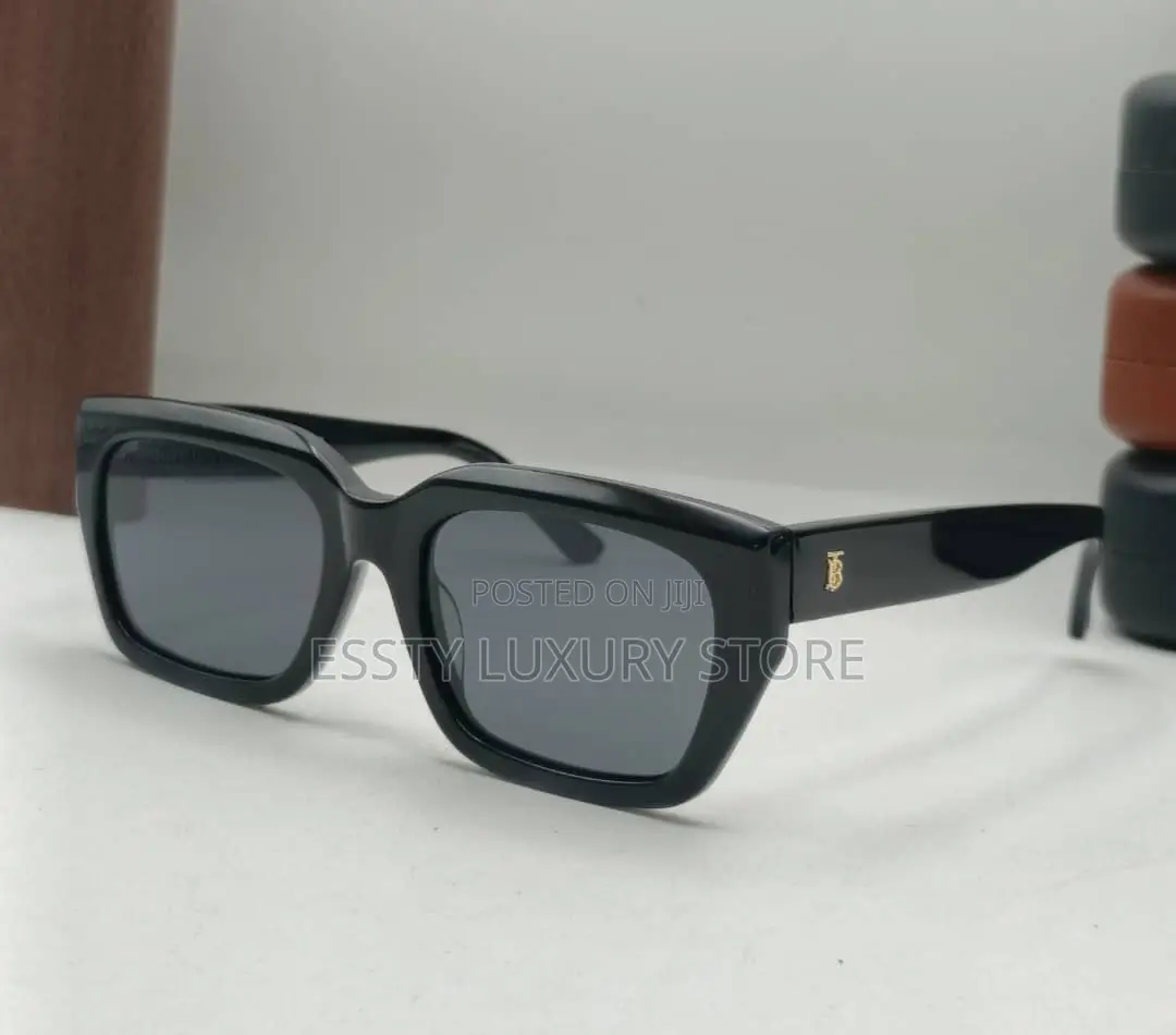 High Quality Luxury Burberry Glasses