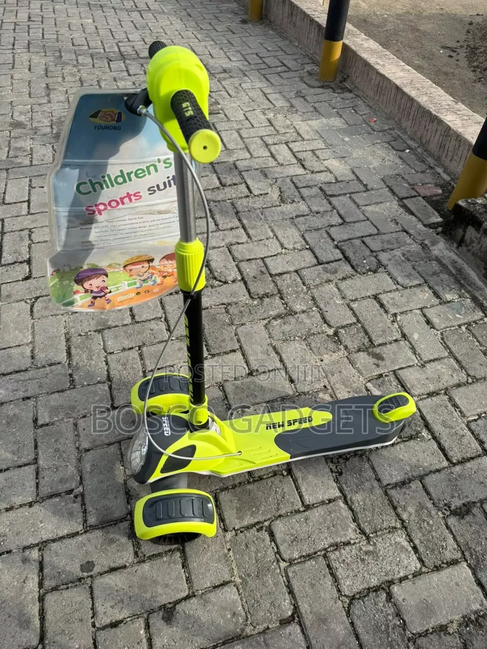 Colorful Kids Scooter – Buy Get FREE Gifts