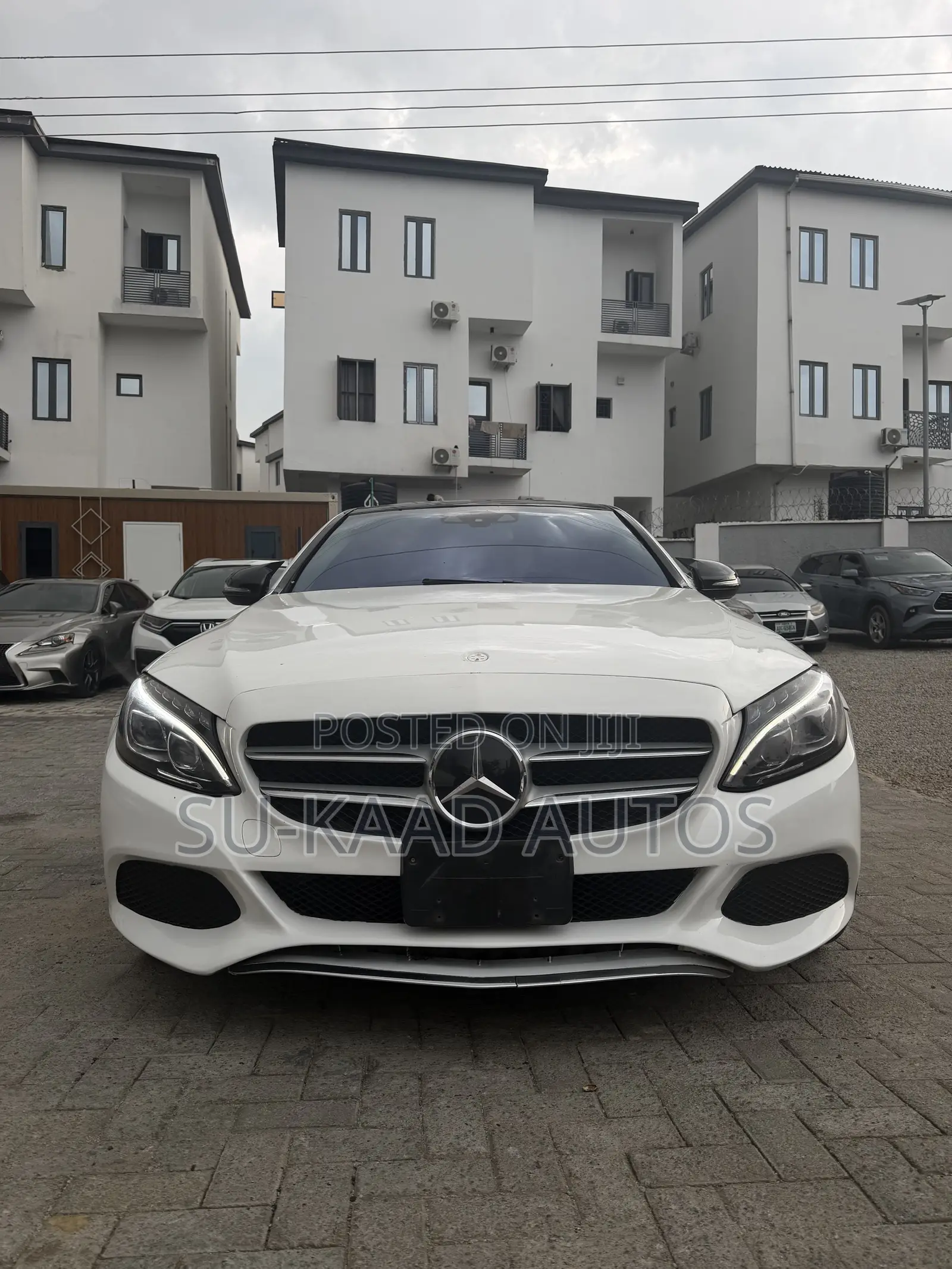 Mercedes-Benz C300 Luxury 4Matic Sedan AWD (2.0L 4cyl 7A) 2016 White
