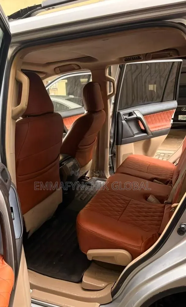 Toyota Land Cruiser Prado 2013 Silver