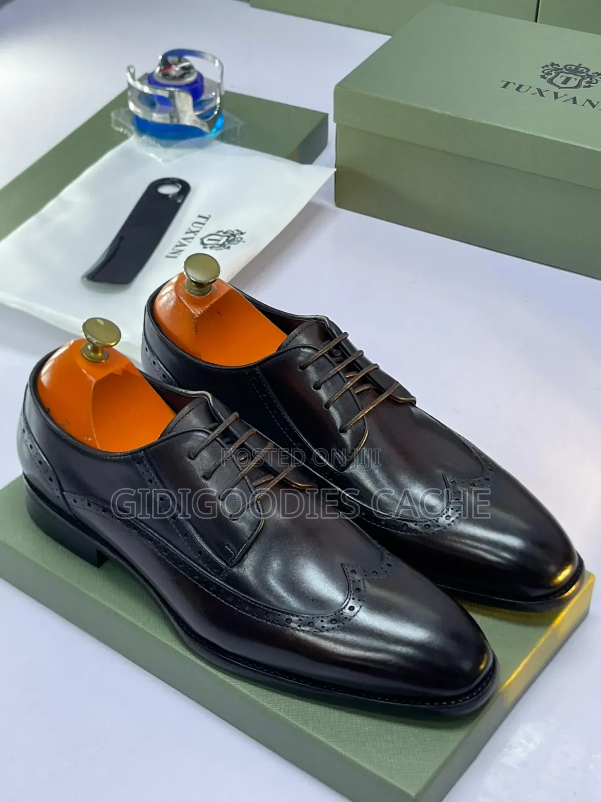 Men's Tuxvani Wingtip Brogue Leather Derby Shoes