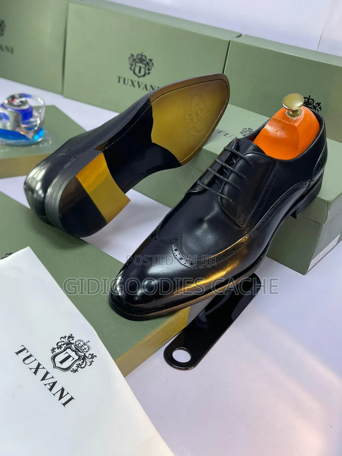 Men's Tuxvani Wingtip Brogue Leather Derby Shoes