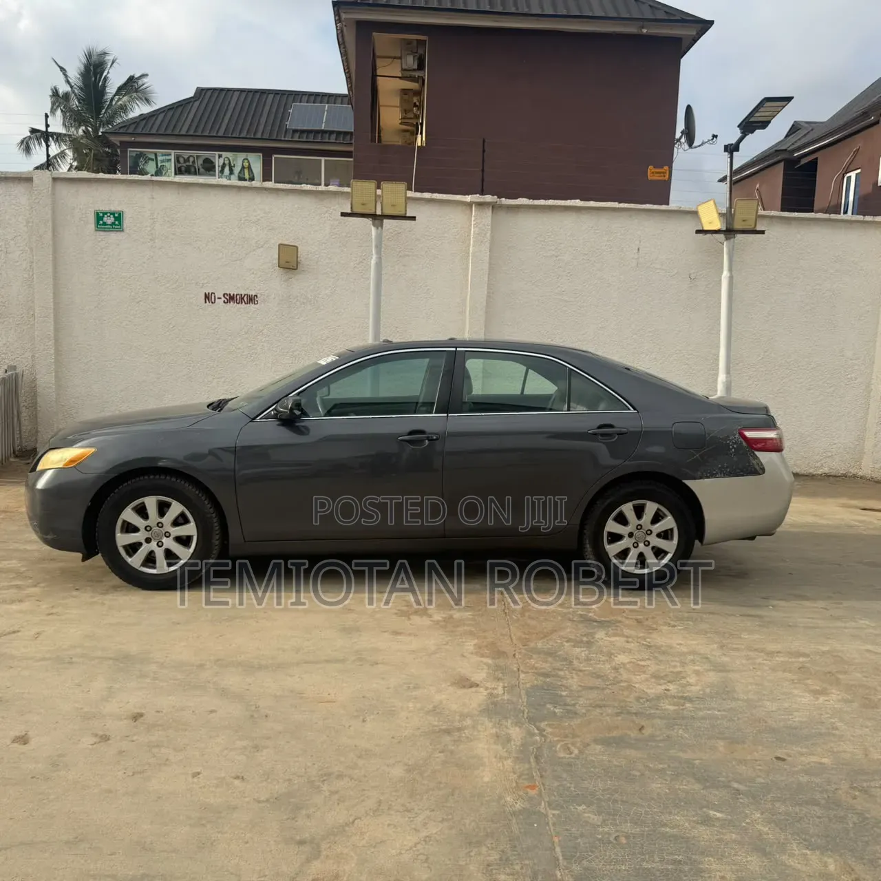Toyota Camry LE V6 4dr Sedan (3.5L 6cyl 6AM) 2009 Gray