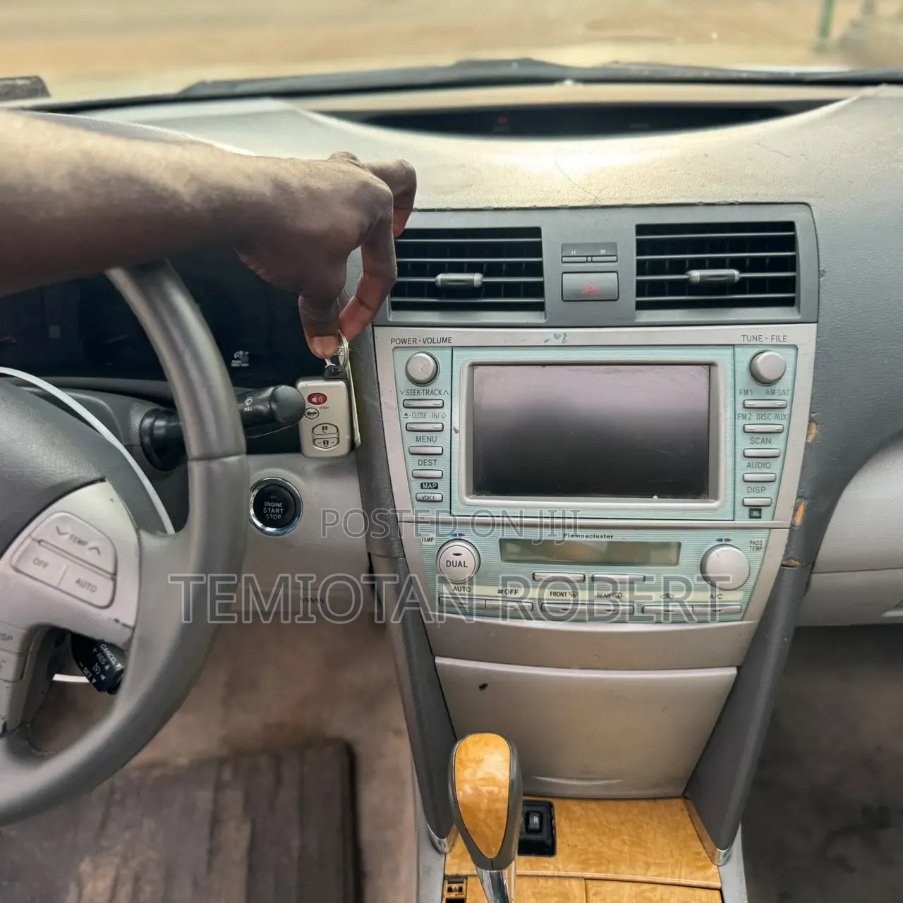 Toyota Camry LE V6 4dr Sedan (3.5L 6cyl 6AM) 2009 Gray