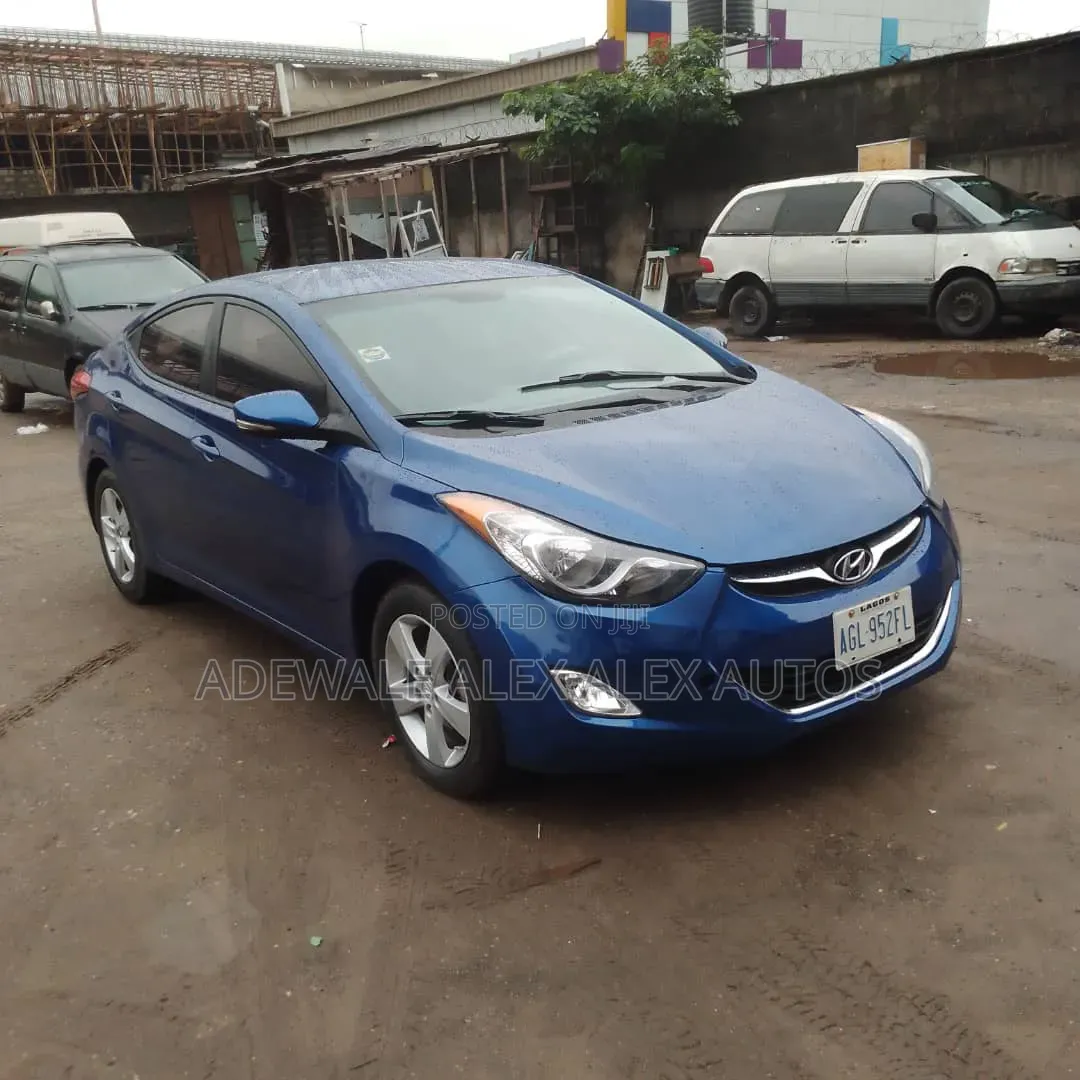 Hyundai Elantra 2013 Blue