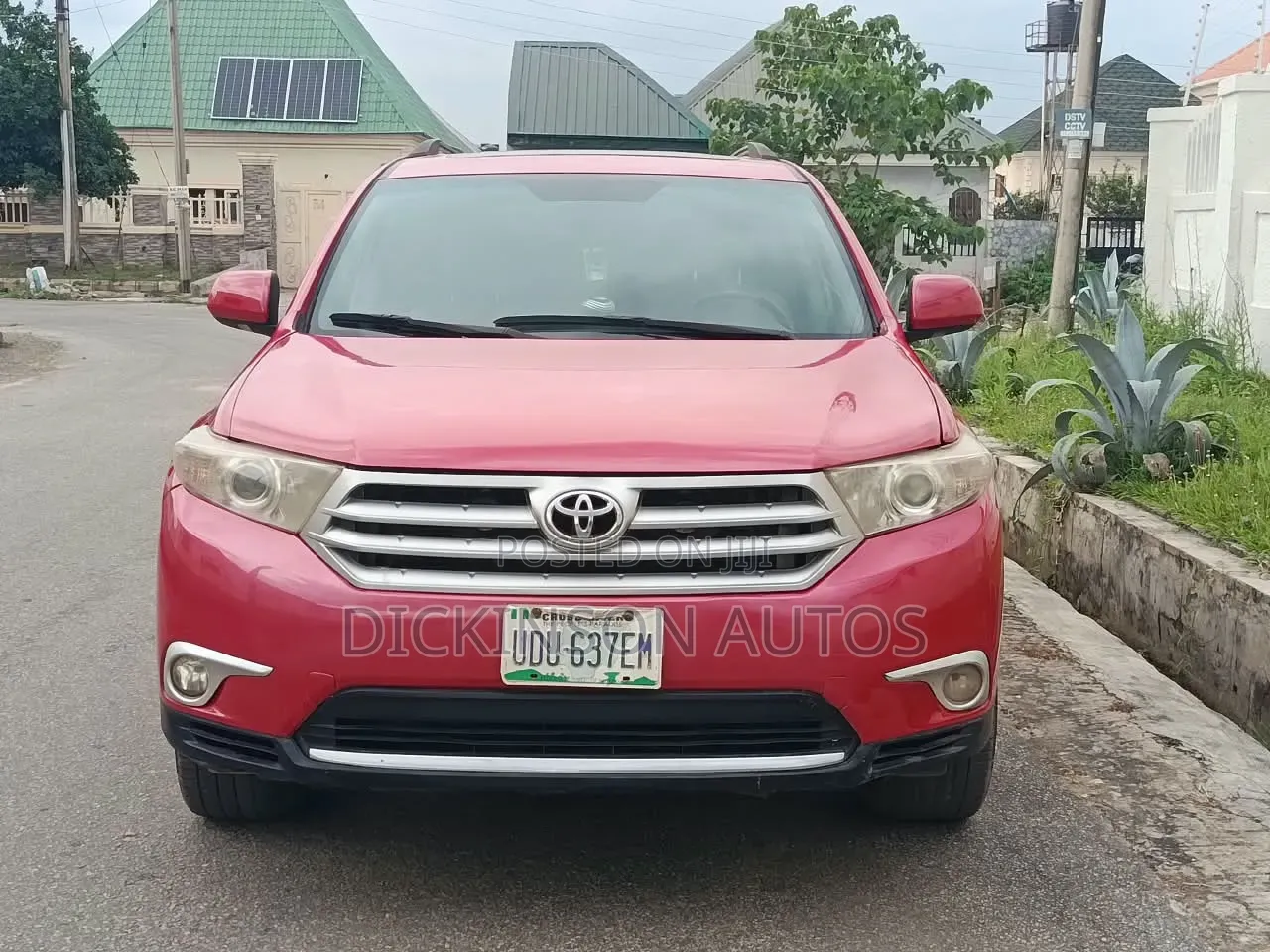 Toyota Highlander 2012 Red