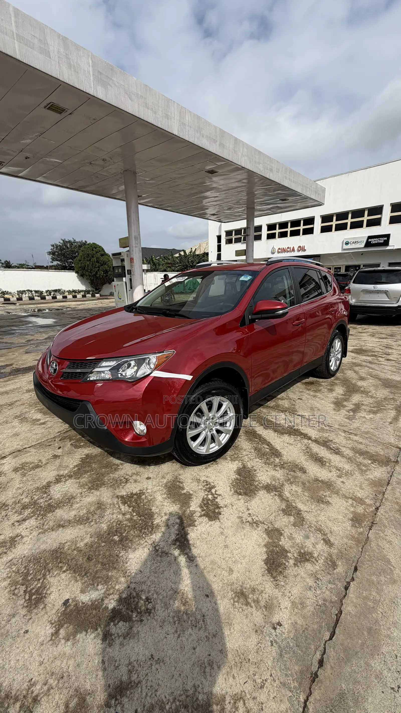 Toyota RAV4 LE 4dr SUV AWD (2.5L 4cyl 6A) 2015 Red