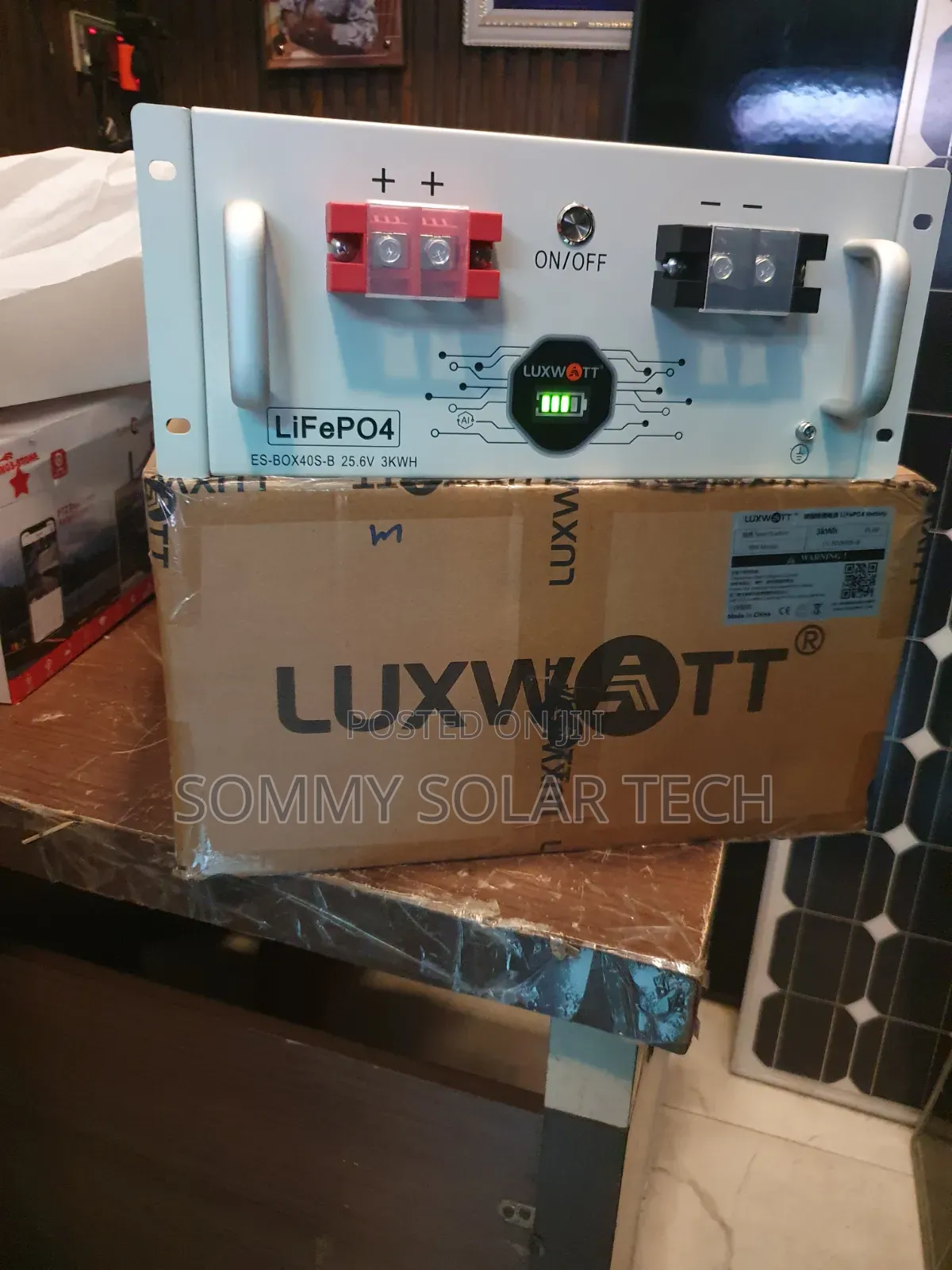Luxwatt Lithium Ion Battery 3kwh 24v